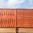 Заборные секции деревянные, плетенка вертикальная