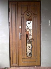 Двери металлические с МДФ