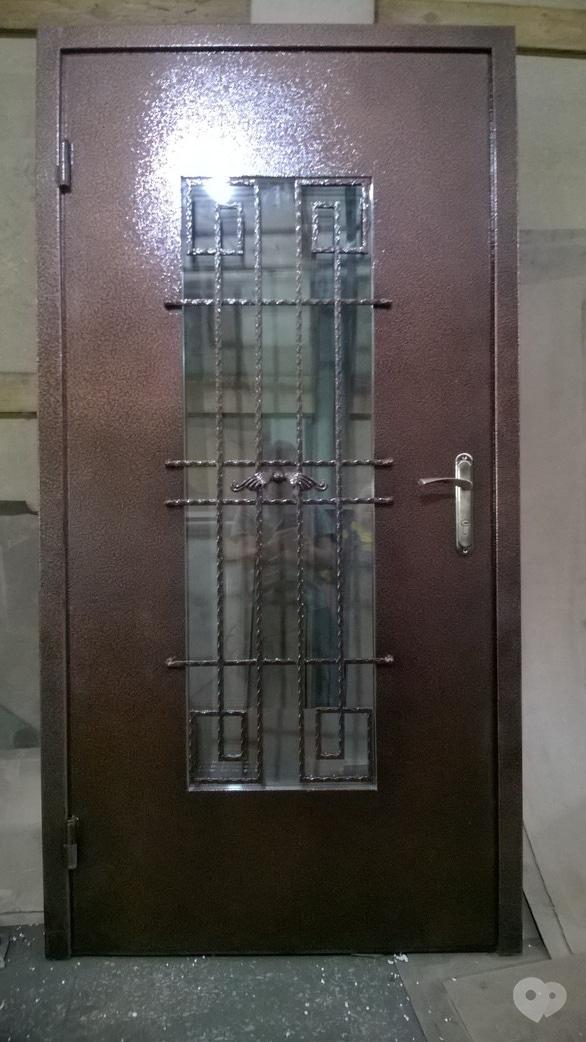 Фото-4 PLAMET, виробництво металопластикових вікон та металевих дверей - Двері металеві з порошковою покраскою