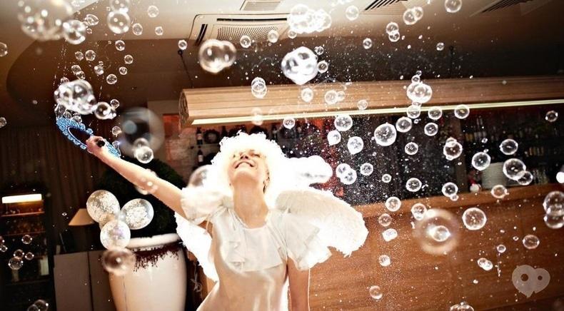 Фото 1 - Едем, агентство з організації свят - Шоу мильних бульбашок