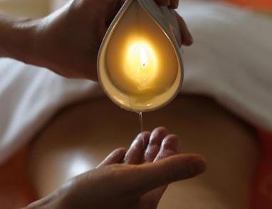 Дар Каліфа, DaySpa - СПА-догляд з масажем аромасвічкою 'Мерехтіння свічки'