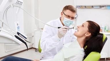 Smileup, стоматологія - Лікування двохкоріневого зуба