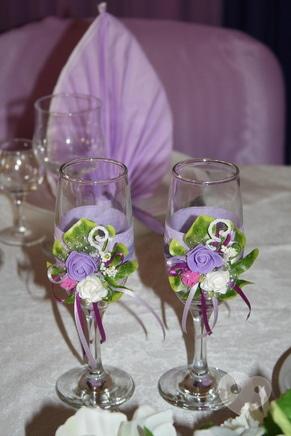 Фото 2 - OROVI, Оформление и организация праздников - Оформление свадебных бокалов (фужеров), шампанского, свечей, подвязки невесты