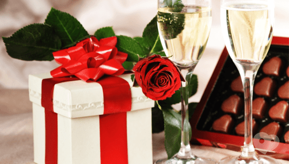 Акция - Лучший подарок для женщин на 8 марта в ресторане "Виктория"