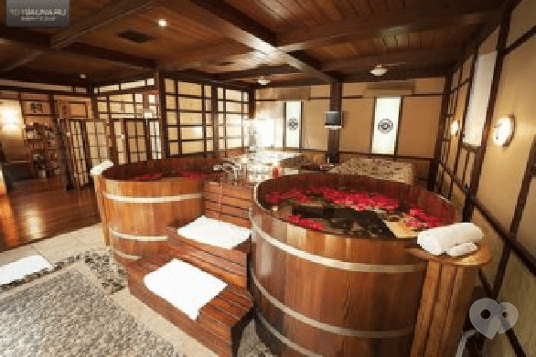 Акция - Акция месяца: Японская баня "Лепестки Сакуры" + аппаратный педикюр